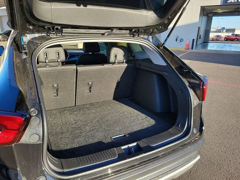 Used 2025 Chevrolet Trax LT image 6