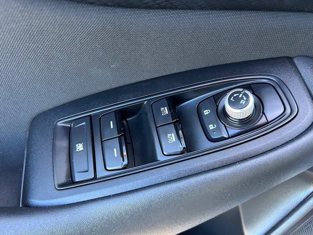Used 2022 Subaru Outback Premium AWD/4WD image 16