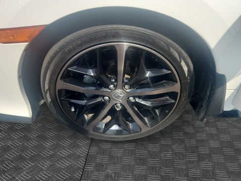 Used 2021 Honda Civic Sport Touring image 14