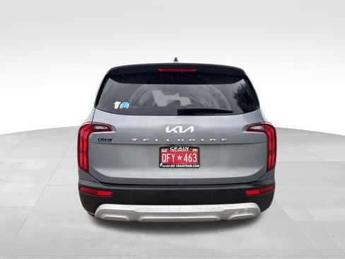 Used 2022 Kia Telluride LX FWD image 4