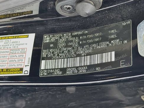 Used 2020 Toyota 4Runner SR5 Premium AWD/4WD image 32