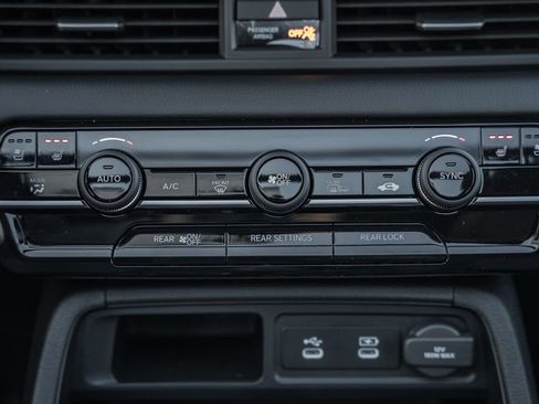 New 2026 Honda Pilot Black Edition image 23