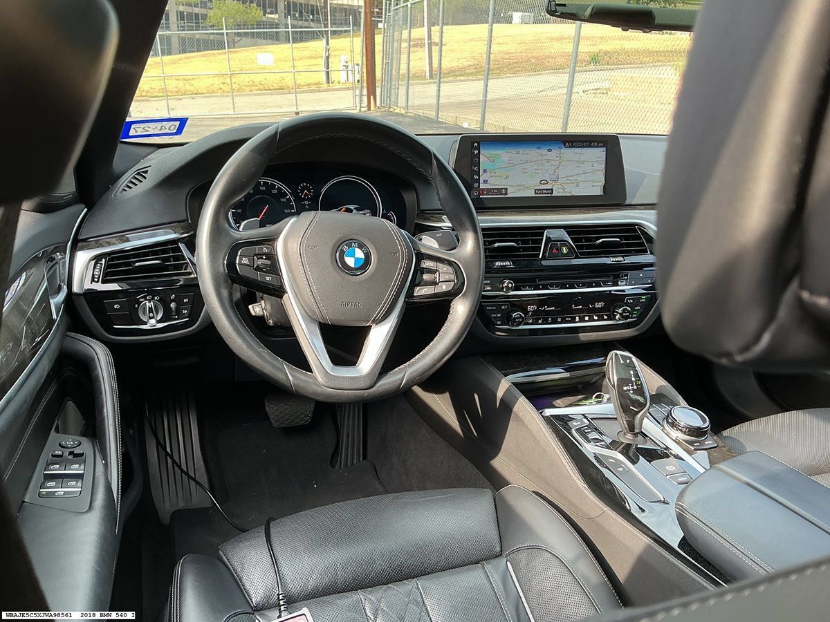 Used 2018 BMW 540i w/ Luxury Seating Package RWD image 12