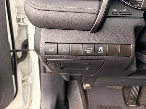Used 2023 Toyota Camry SE FWD image 25