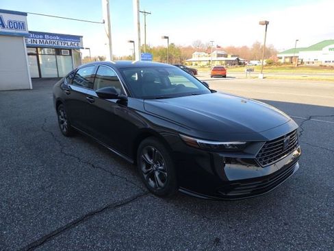 New 2026 Honda Accord EX-L image 7