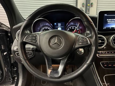 Used 2018 Mercedes-Benz C 300 4MATIC Sedan image 14