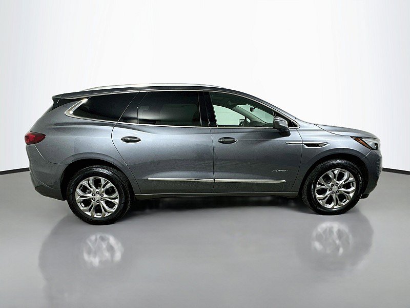 Used 2020 Buick Enclave Avenir w/ Avenir Technology Package AWD/4WD image 8