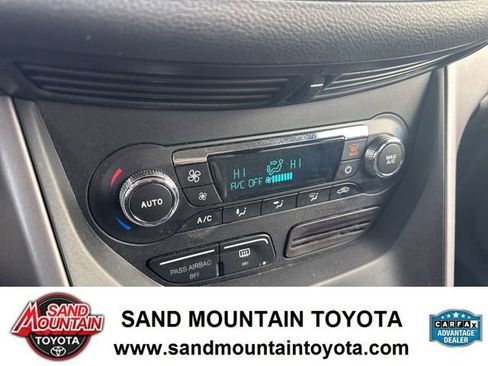 Used 2014 Ford Escape SE w/ Equipment Group 201A image 21