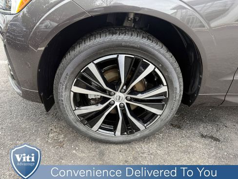 Certified 2025 Volvo XC60 B5 Plus image 12