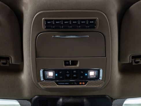 Used 2026 Ford F250 Platinum w/ Platinum Plus Package AWD/4WD image 30