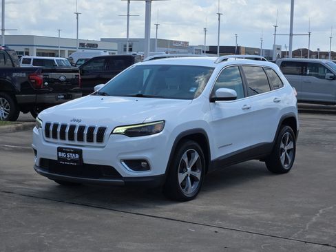 Used 2020 Jeep Cherokee Limited FWD image 10