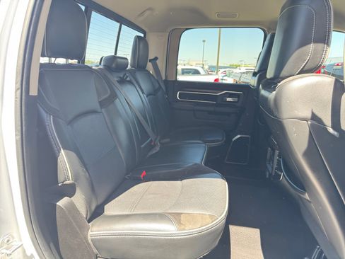 Used 2022 RAM 2500 Laramie AWD/4WD image 32