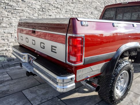 Used 1993 Dodge D/W Truck 250 image 28