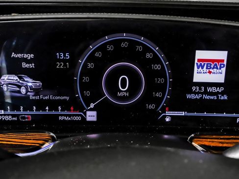 Used 2021 Cadillac Escalade Luxury RWD image 18