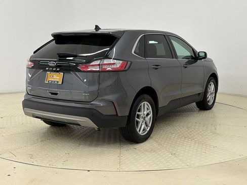 Certified 2024 Ford Edge SEL AWD/4WD image 9