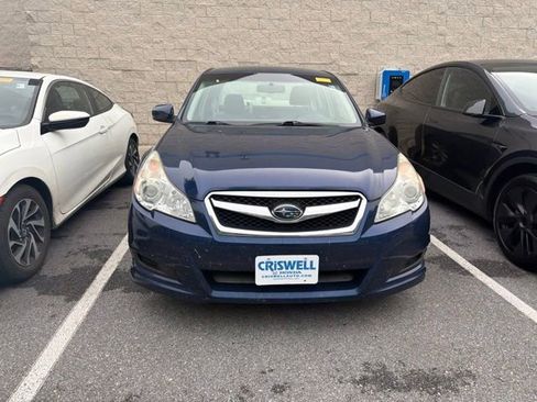 Used 2011 Subaru Legacy 2.5i Premium w/ All-Weather Pkg AWD/4WD image 2