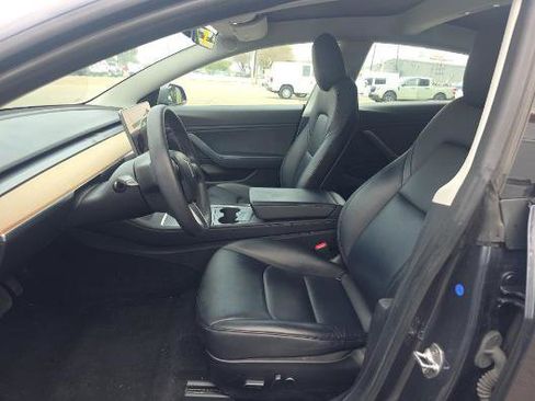 Used 2021 Tesla Model 3 Long Range image 22