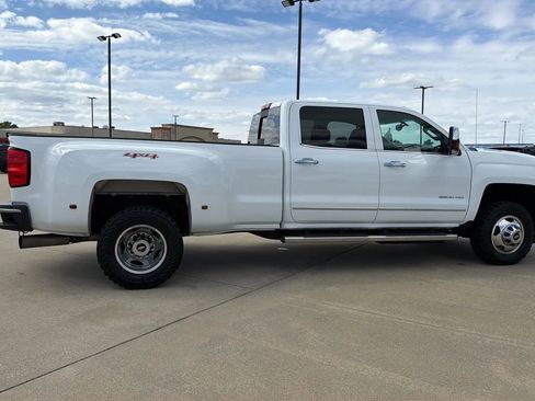 Used 2015 Chevrolet Silverado 3500 LTZ w/ Duramax Plus Package AWD/4WD image 25