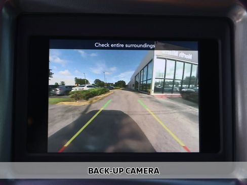 Used 2021 Dodge Challenger R/T image 3