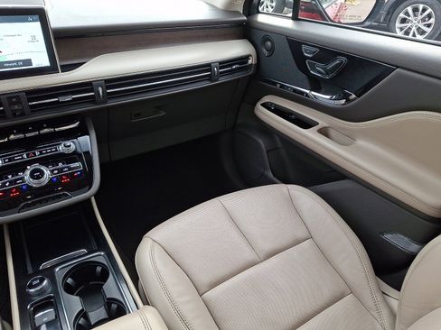 Used 2020 Lincoln Corsair Reserve w/ Equipment Group 201A image 16