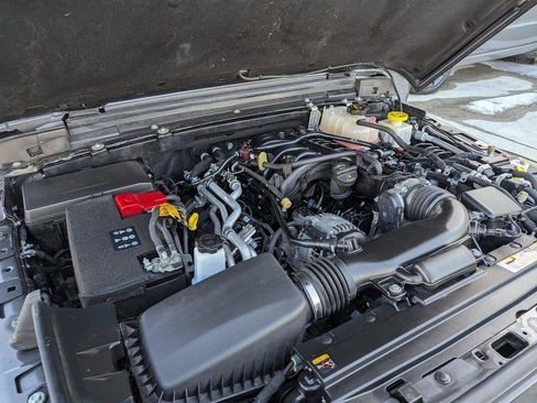 Used 2022 Jeep Gladiator Willys image 27