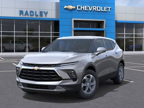 New 2026 Chevrolet Blazer LT image 30
