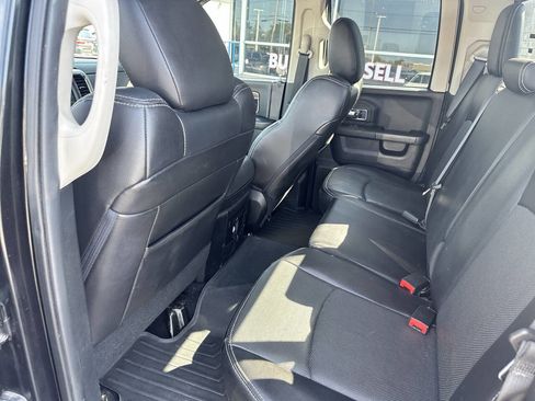 Used 2015 RAM 1500 Laramie w/ Convenience Group image 20