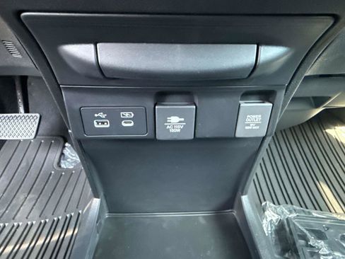 New 2026 Honda Odyssey Touring image 30