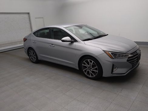 Used 2020 Hyundai Elantra Limited w/ Cargo Package (C1) image 11