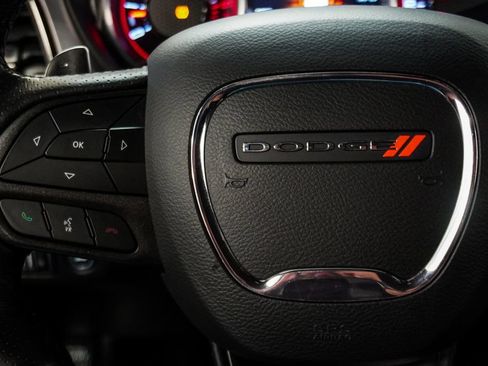 Used 2022 Dodge Challenger R/T Scat Pack RWD image 12