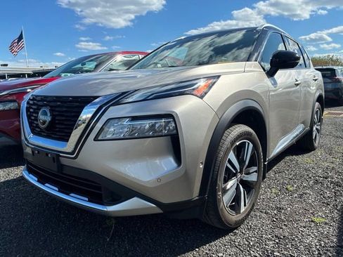 Certified 2023 Nissan Rogue Platinum w/ Platinum Premium Package AWD/4WD image 1