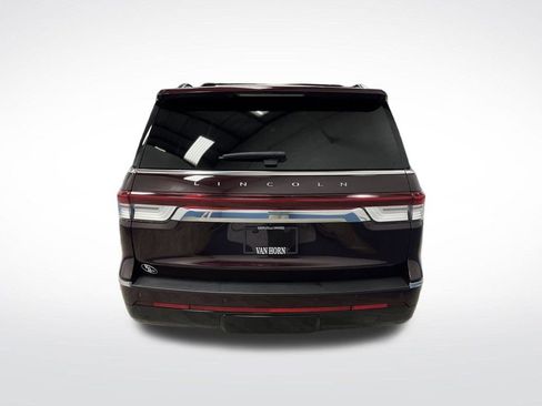 Used 2024 Lincoln Navigator L Reserve image 15