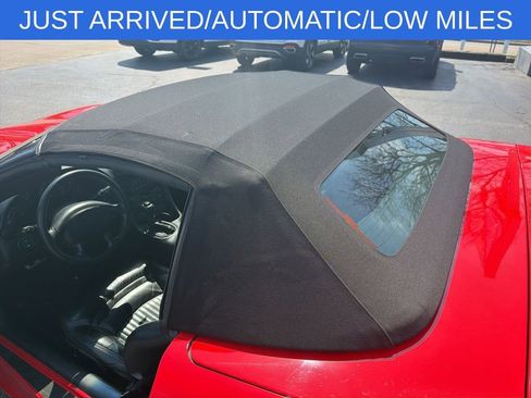 Used 2004 Chevrolet Corvette Convertible w/ Preferred Equipment Group image 18