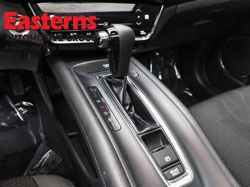 Used 2022 Honda HR-V EX image 13