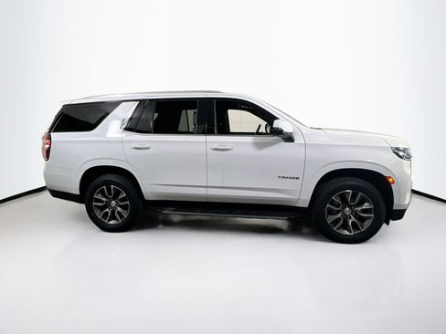 Used 2022 Chevrolet Tahoe LT w/ Luxury Package image 4