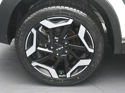 Used 2024 Kia Seltos SX AWD/4WD image 37