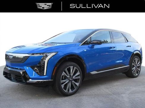 New 2026 Cadillac Optiq Luxury 2 image 3