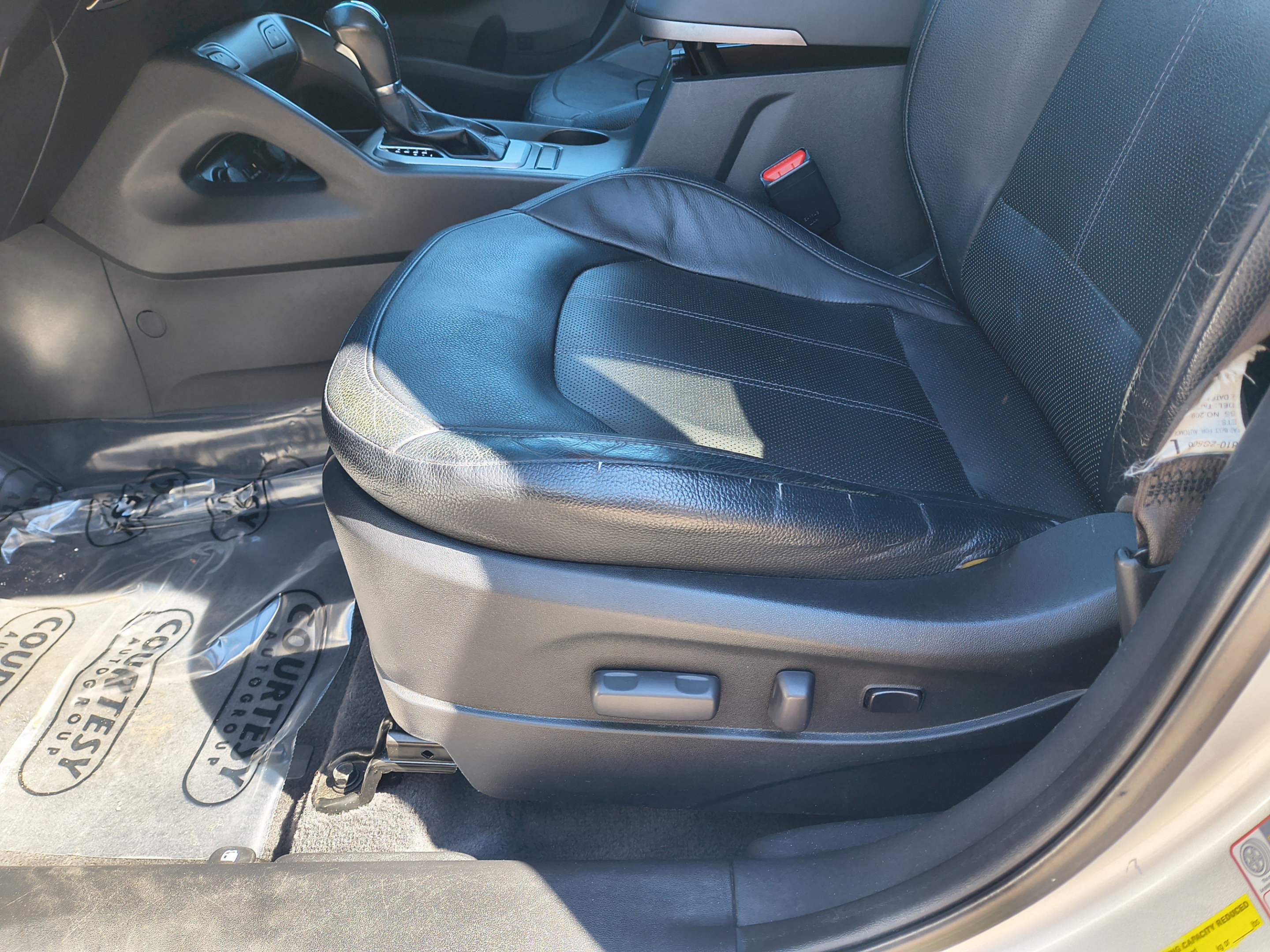 Used 2014 Hyundai Tucson Limited FWD image 19