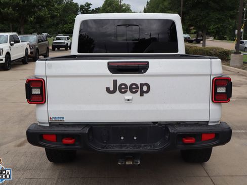 Used 2025 Jeep Gladiator Rubicon w/ Steel Bumper Group AWD/4WD image 4