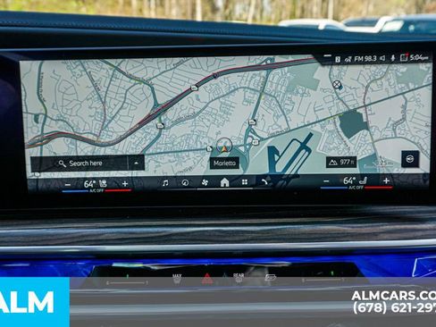 Used 2025 BMW 740i xDrive image 39