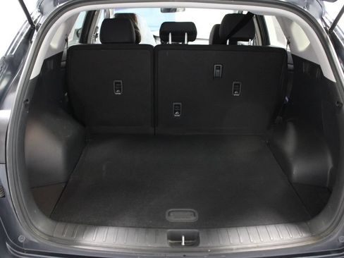Used 2021 Hyundai Tucson SE AWD/4WD image 16