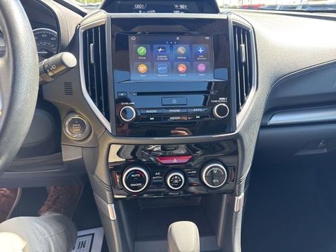 Used 2022 Subaru Forester Premium image 23