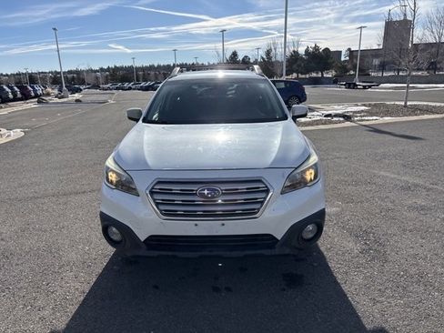 Used 2017 Subaru Outback 2.5i Premium image 8