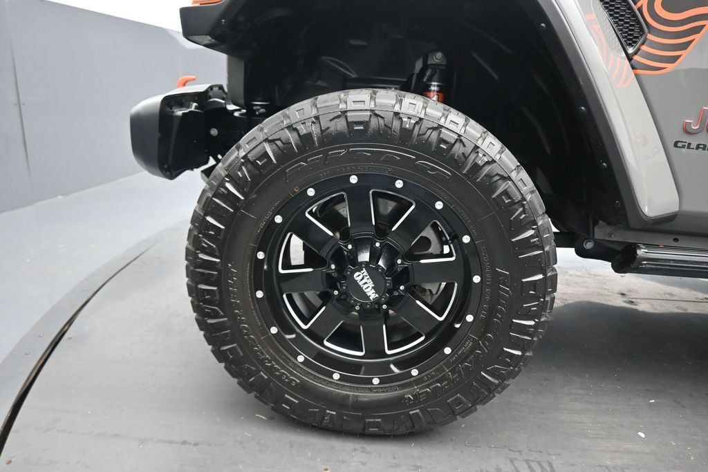 Used 2022 Jeep Gladiator Mojave w/ LED Lighting Group AWD/4WD image 59