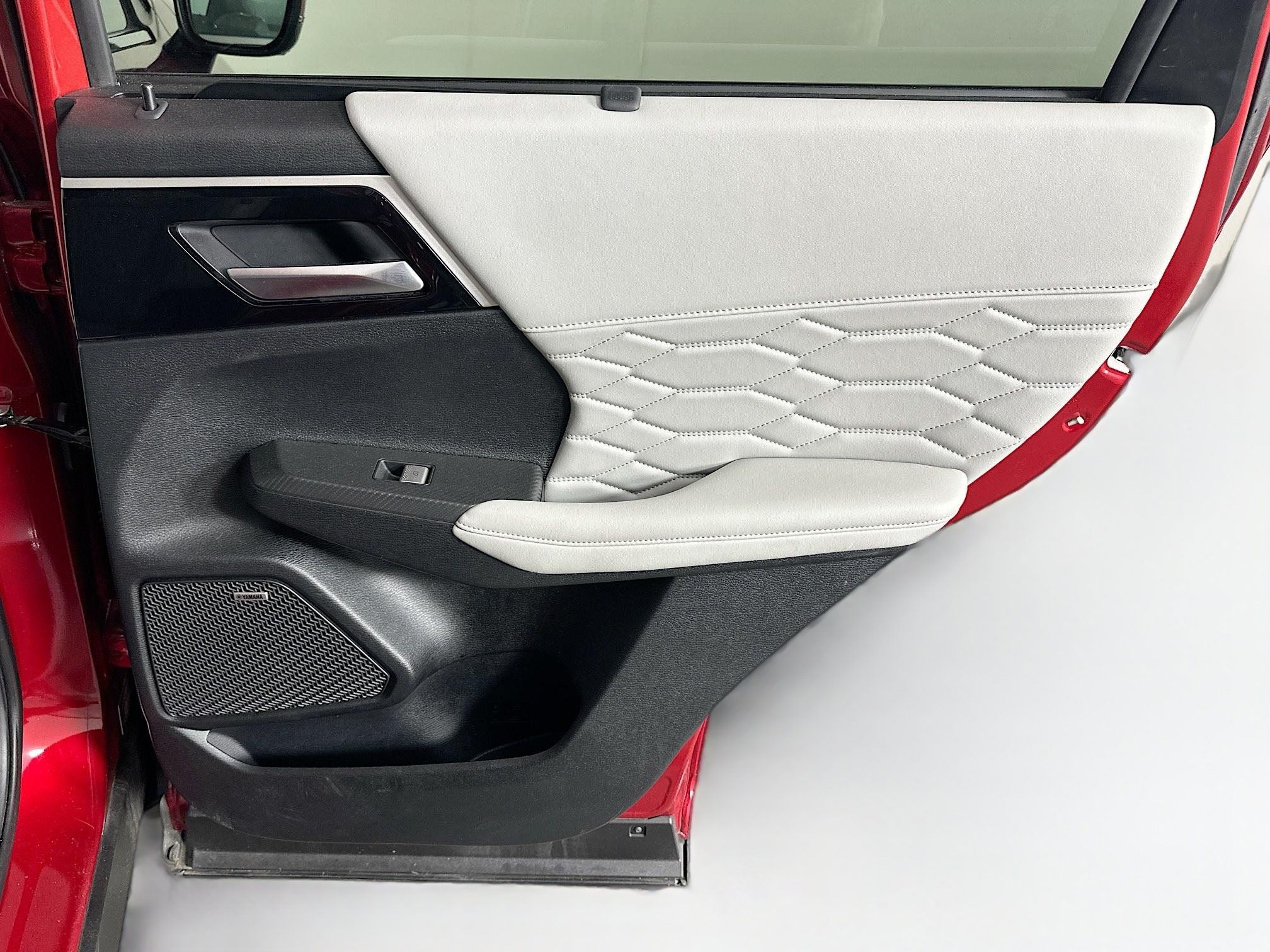 Used 2025 Mitsubishi Outlander SEL AWD/4WD image 33