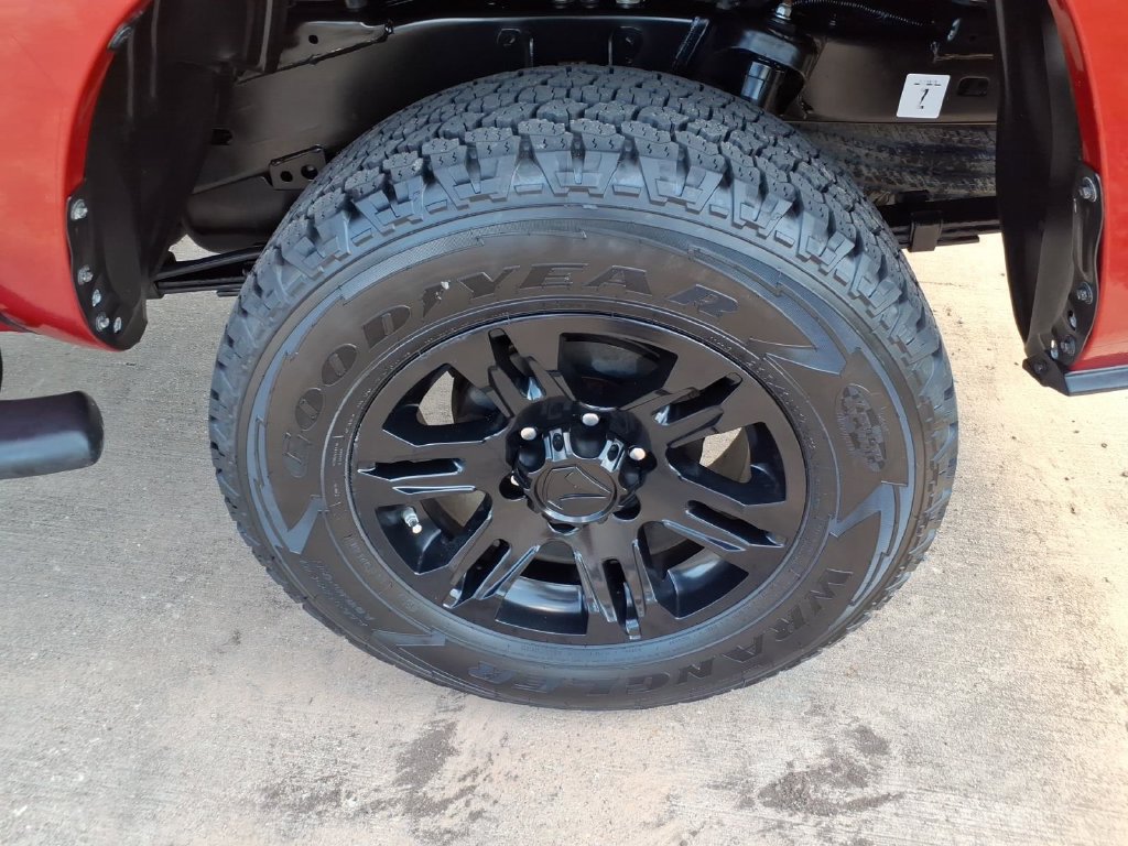 Used 2021 Toyota Tacoma SR w/ SR Convenience Package RWD image 21