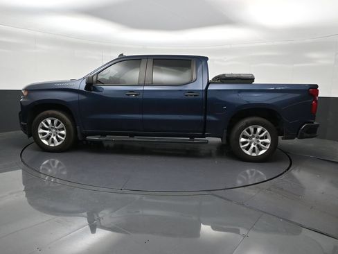 Used 2022 Chevrolet Silverado 1500 Custom RWD image 2