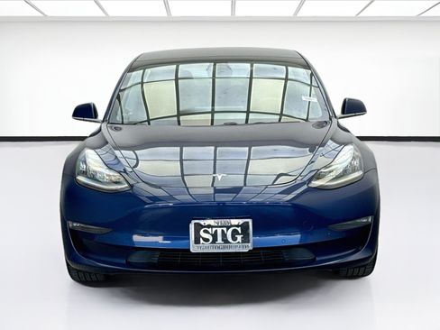 Used 2019 Tesla Model 3 RWD image 2