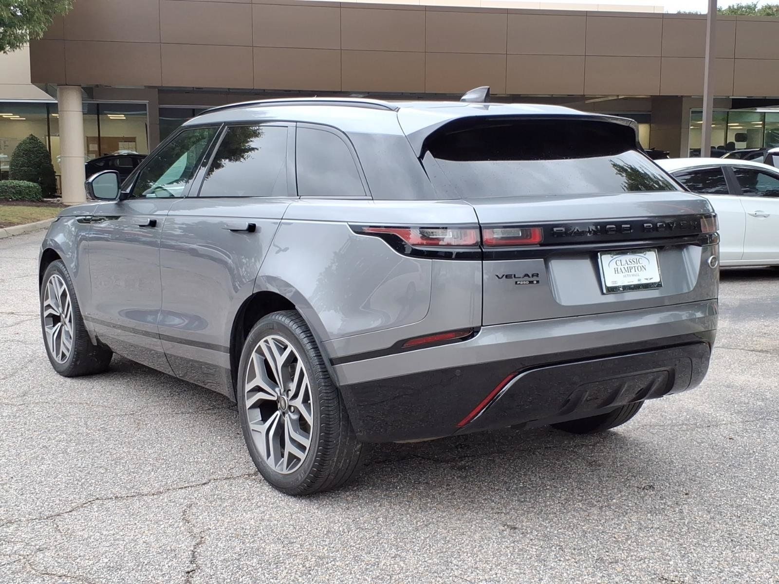 Used 2020 Land Rover Range Rover Velar R-Dynamic S AWD/4WD image 10