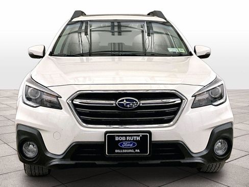 Used 2019 Subaru Outback 2.5i Limited AWD/4WD image 3